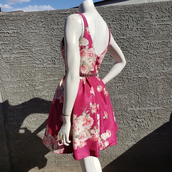 Sherri Hill 32321 Floral Print Short Dress - Picture 2 of 14